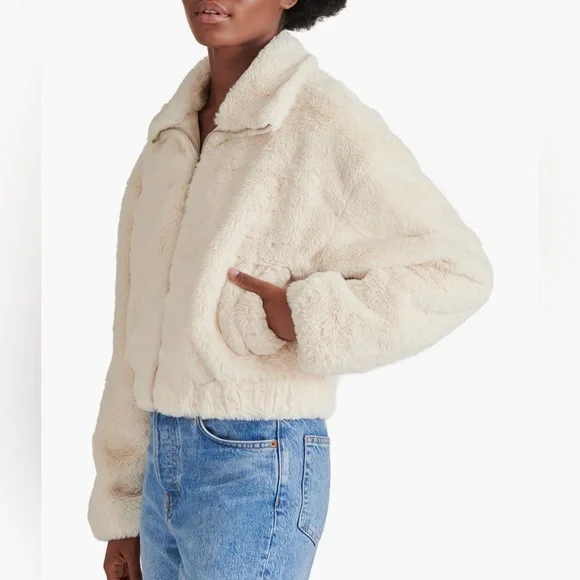 BB Dakota by Steve Madden Faux Fur Bomber. NWT. L. - Picture 4 of 10